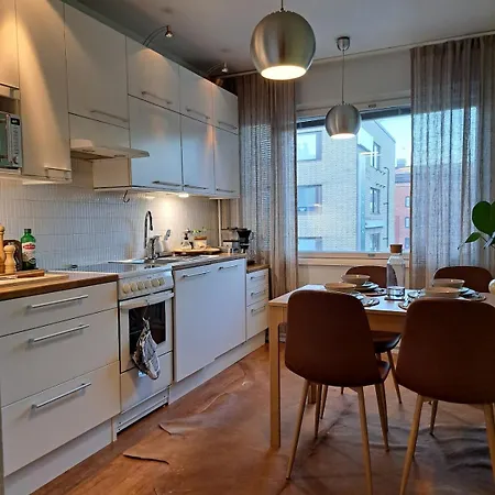 Mira's Cozy Lejlighed *